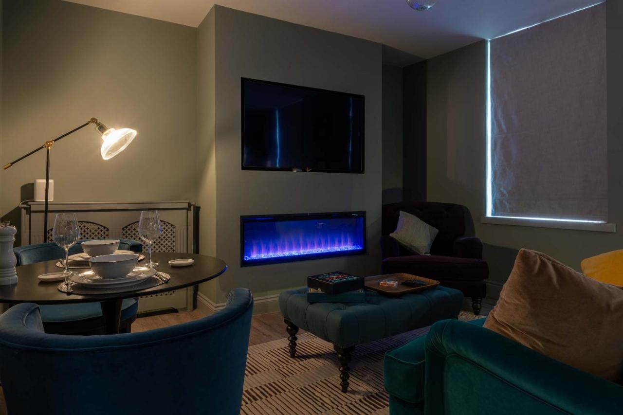 Beautiful Modern 1 Bedroom Apartment, City Centre Bath Exterior foto
